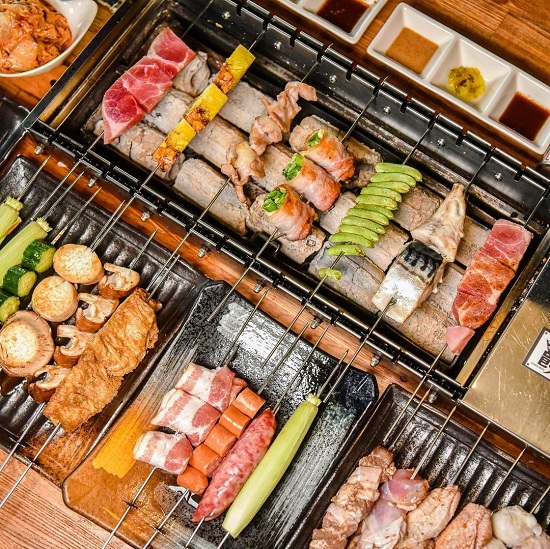 台中美食｜台中燒烤｜台中串燒｜台中居酒屋｜台中宵夜｜【爵】-旋轉串燒-炭烤