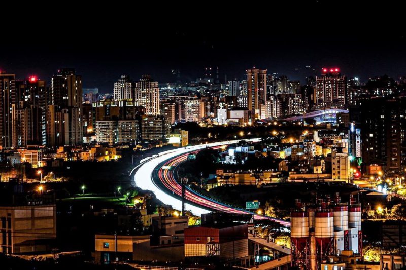 新竹夜景咖啡廳懶人包-大東山咖啡館城市夜景