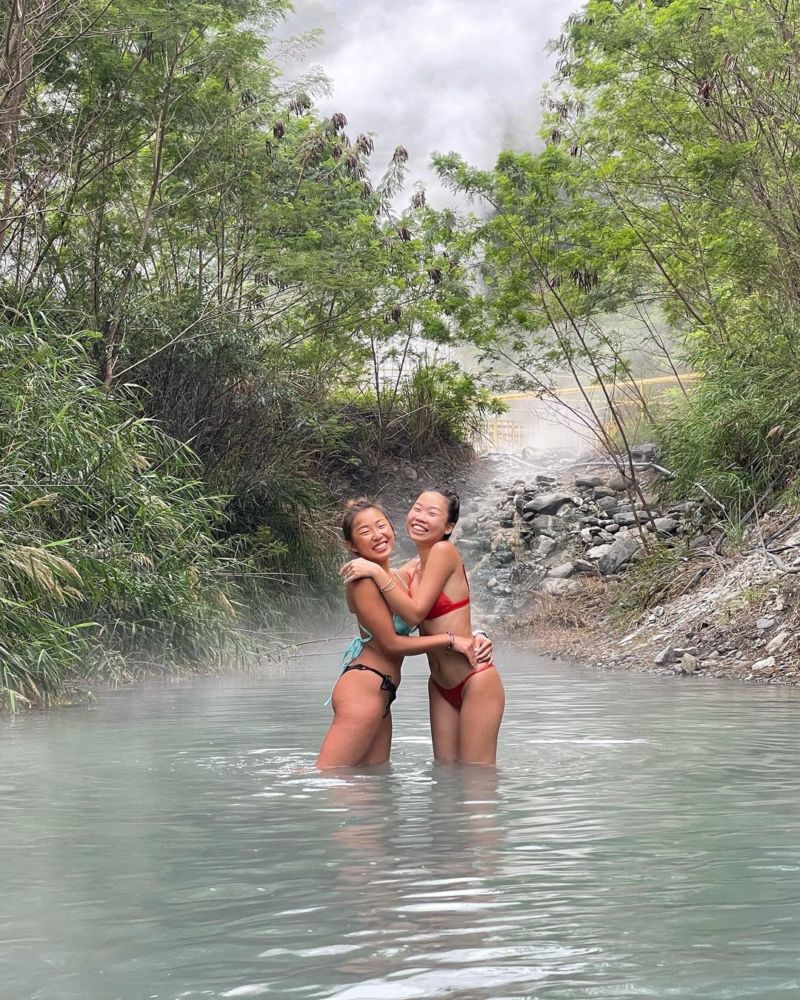 台東金鋒野溪溫泉