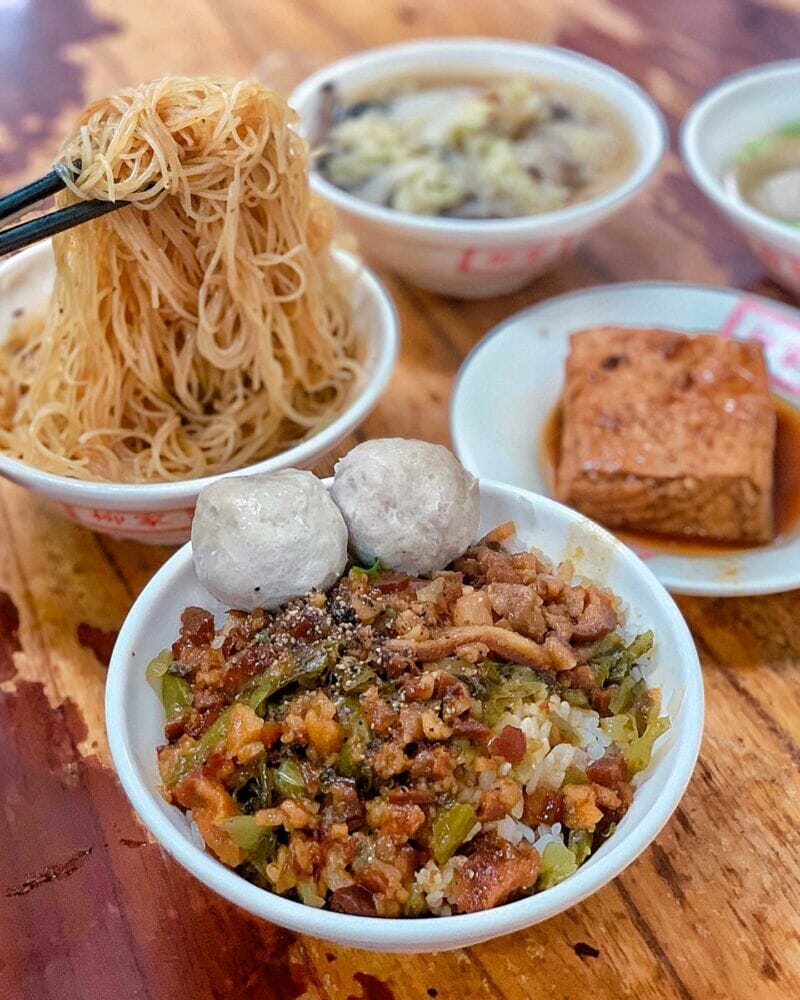 新竹城隍廟美食柳家肉燥飯