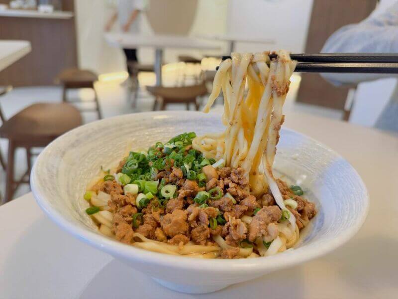 捲毛豬|高雄美食|巨蛋站