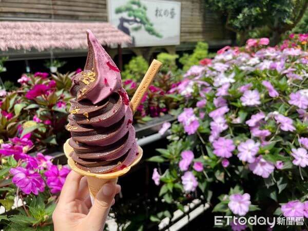 ▲「玫瑰巧克力花淇淋」濃郁的巧克力香中帶有淡淡的玫瑰味。