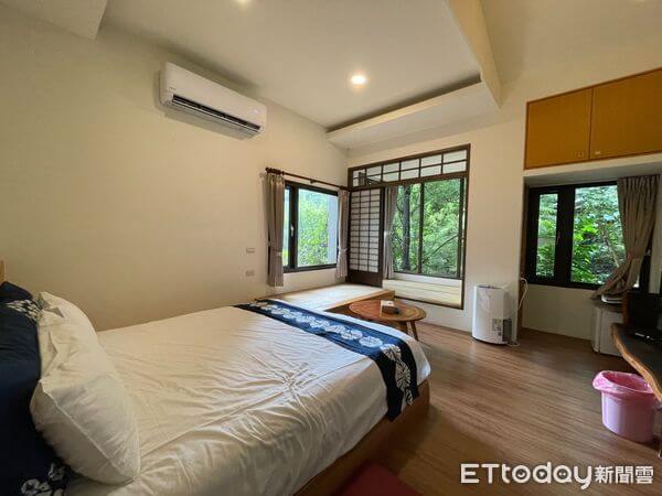▲▼卓也小屋也有提供住宿，圖中為「溜滑梯房型」，標準4人入住，最多可加至6人。