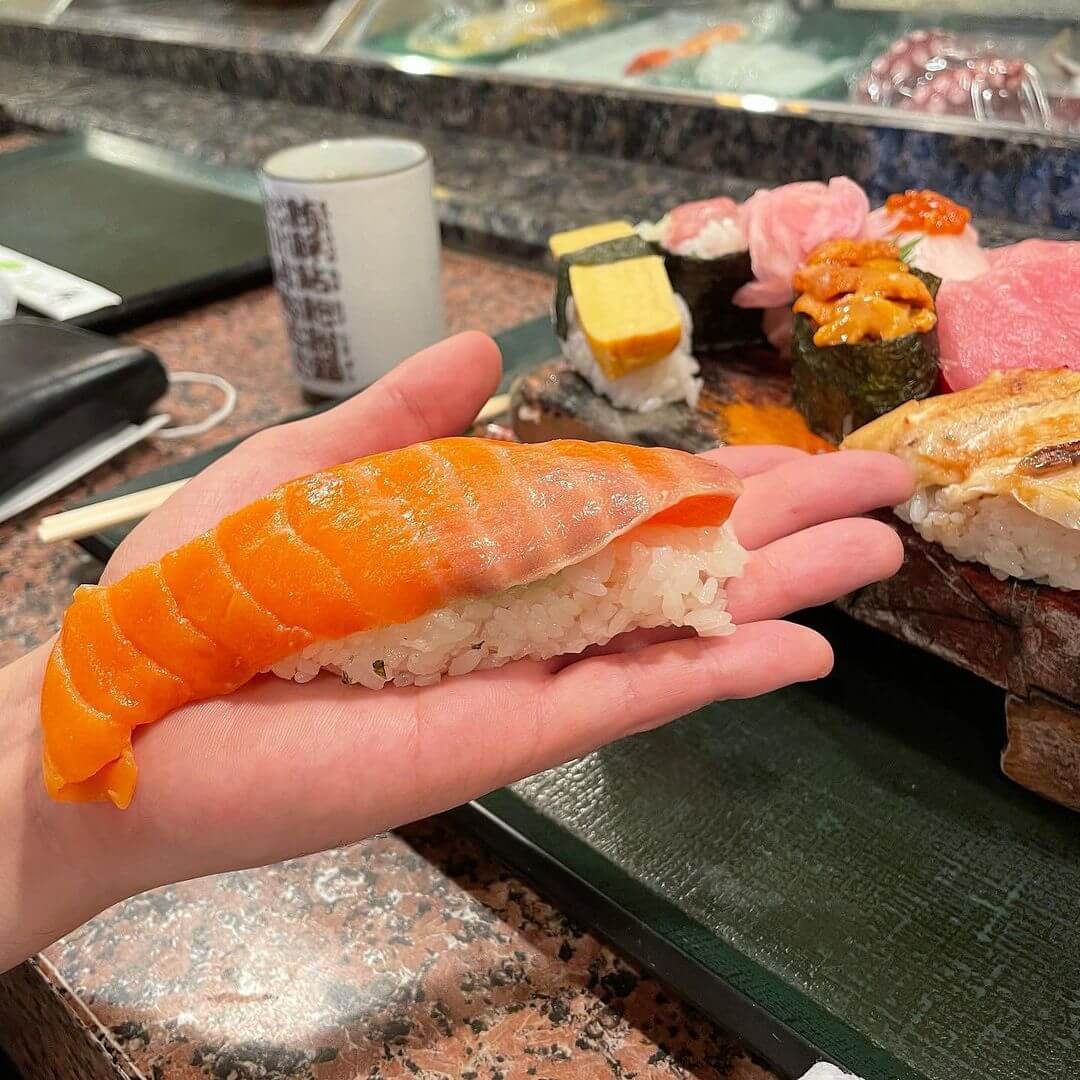 東京美食|手掌大的壽司套餐只要日幣1450!?「わかさ鮨(wakasazushi)」CP值超高的平價壽司店推薦