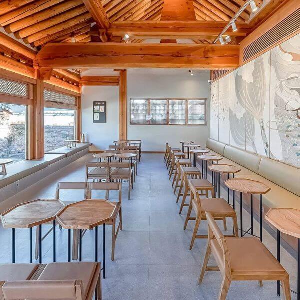 韓國美食|大邱最美星巴克「鐘路古宅店」:在百年老屋內席地而坐,啜飲一杯咖啡香!