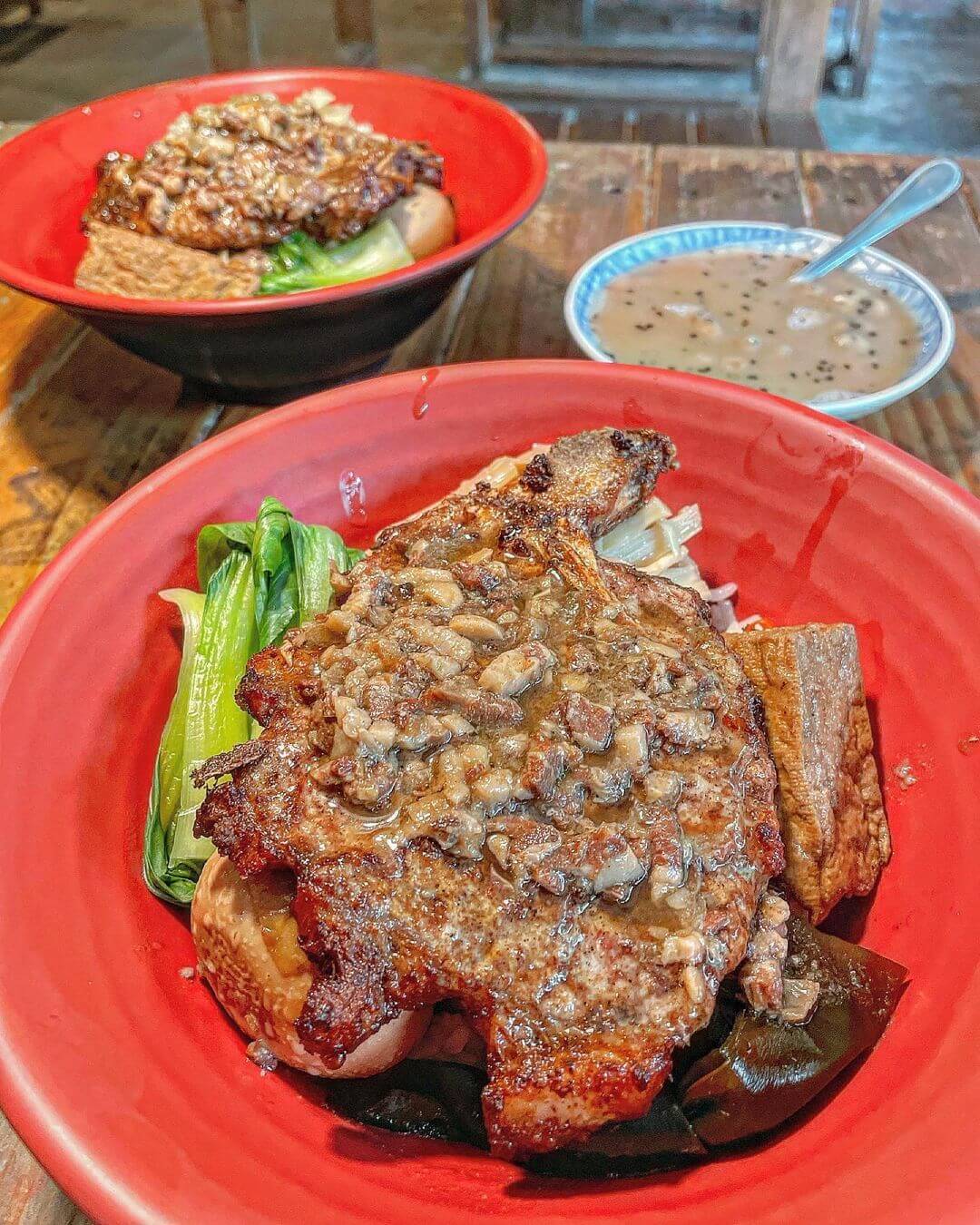 新北景點|在平溪放天燈逛老街、到無人小站旁的咖啡廳喝下午茶,沿著平溪支線來趟小旅行