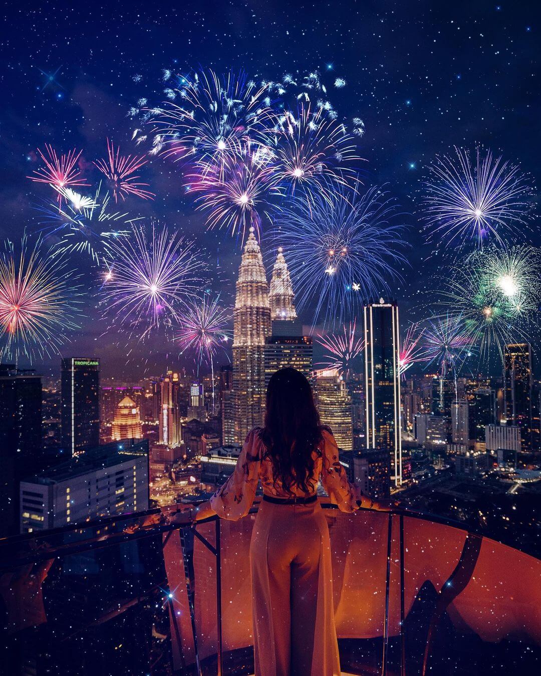 馬來西亞旅遊｜在SKY BAR來場浪漫約會吧！盤點馬來西亞超夯空中餐廳與酒吧，為夜晚劃下完美句點！