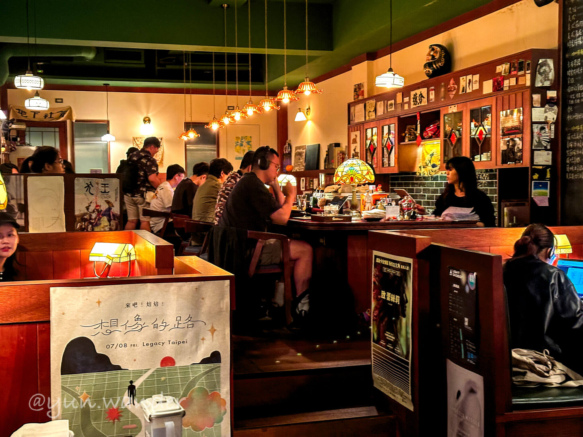 Taipei Cafe｜Exploring Taipei's Late-Night Cafés: Yiri Café, a Quiet Corner in Dongmen
