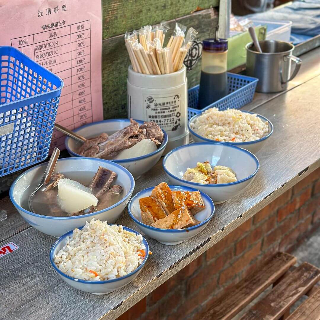 台北美食｜超低調的大橋頭延三夜市美食推薦，挖掘經典美食老字號，台北人的深夜食堂好去處！