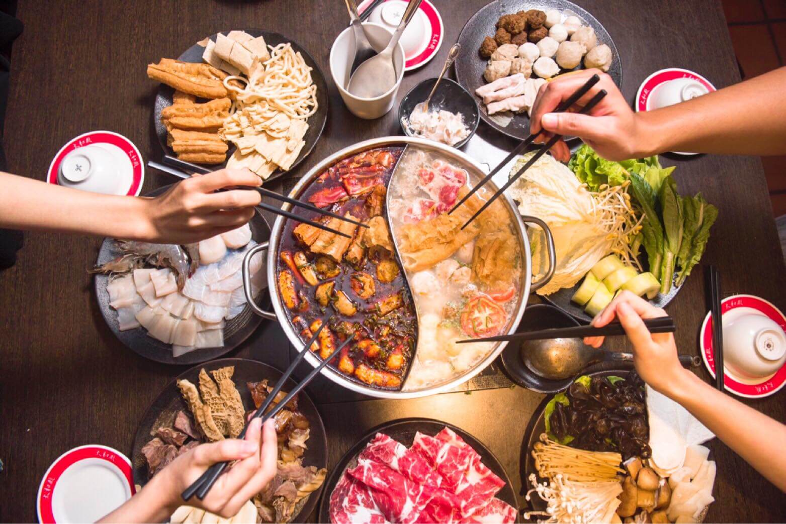 全台美食|韓星來台必吃美食公開!台灣「金豬食堂」登燒肉冠軍,18間韓星愛店一次看 全台美食|韓星來台必吃美食公開!台灣「金豬食堂」登燒肉冠軍,18間韓星愛店一次看