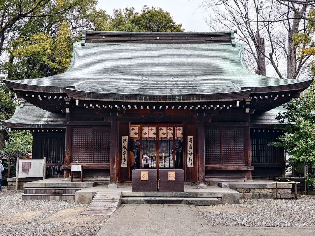 日本景點：必訪日本神社感受日本文化！祈求神明保佑