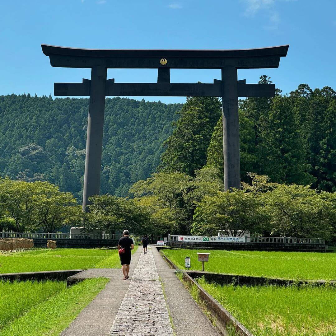 日本景點：必訪日本神社感受日本文化！祈求神明保佑