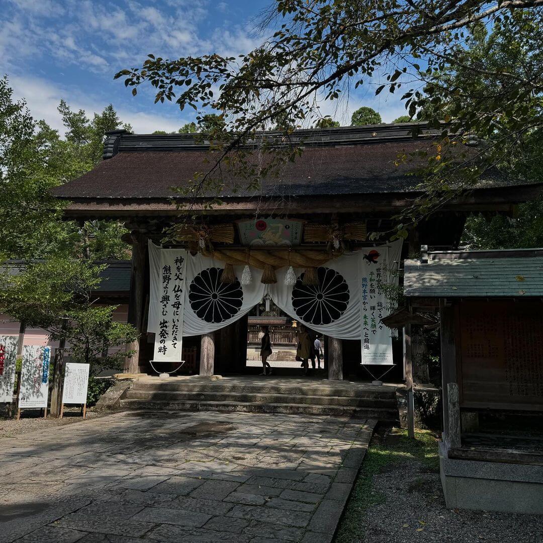 日本景點：必訪日本神社感受日本文化！祈求神明保佑