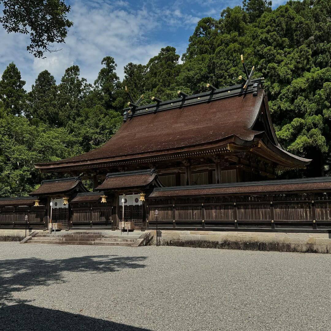 日本景點:必訪日本神社感受日本文化!祈求神明保佑