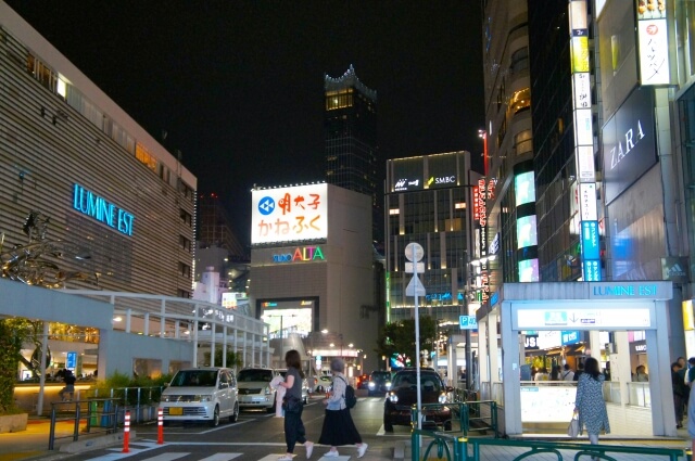 日本旅遊｜一覽東京新宿車站各大出口的必逛購物指南！