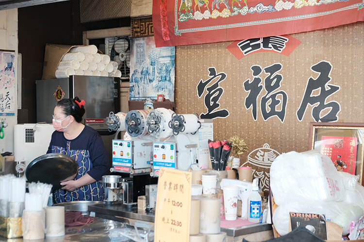 台南美食|8家在地人推薦老店小吃:國華街「福昇小食」炒鱔魚獨門焦香、「黑記」石斑魚湯用料很實在