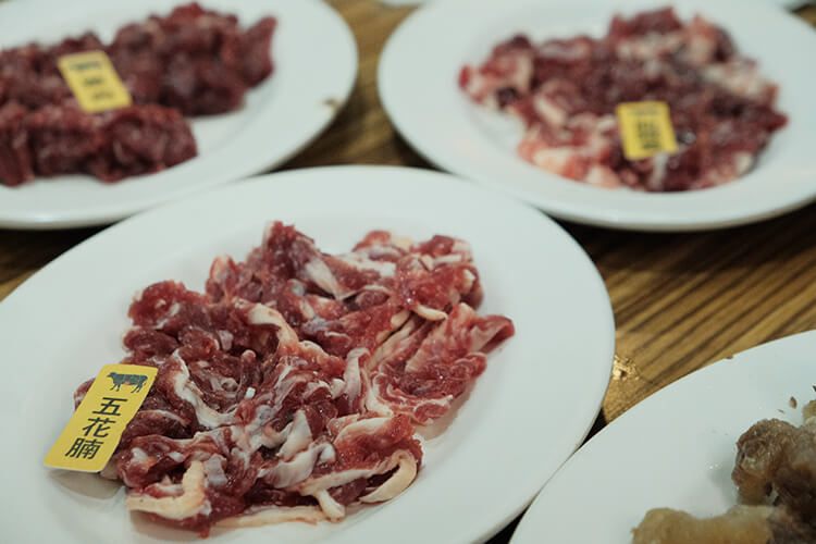 台南美食|8家在地人推薦老店小吃:國華街「福昇小食」炒鱔魚獨門焦香、「黑記」石斑魚湯用料很實在