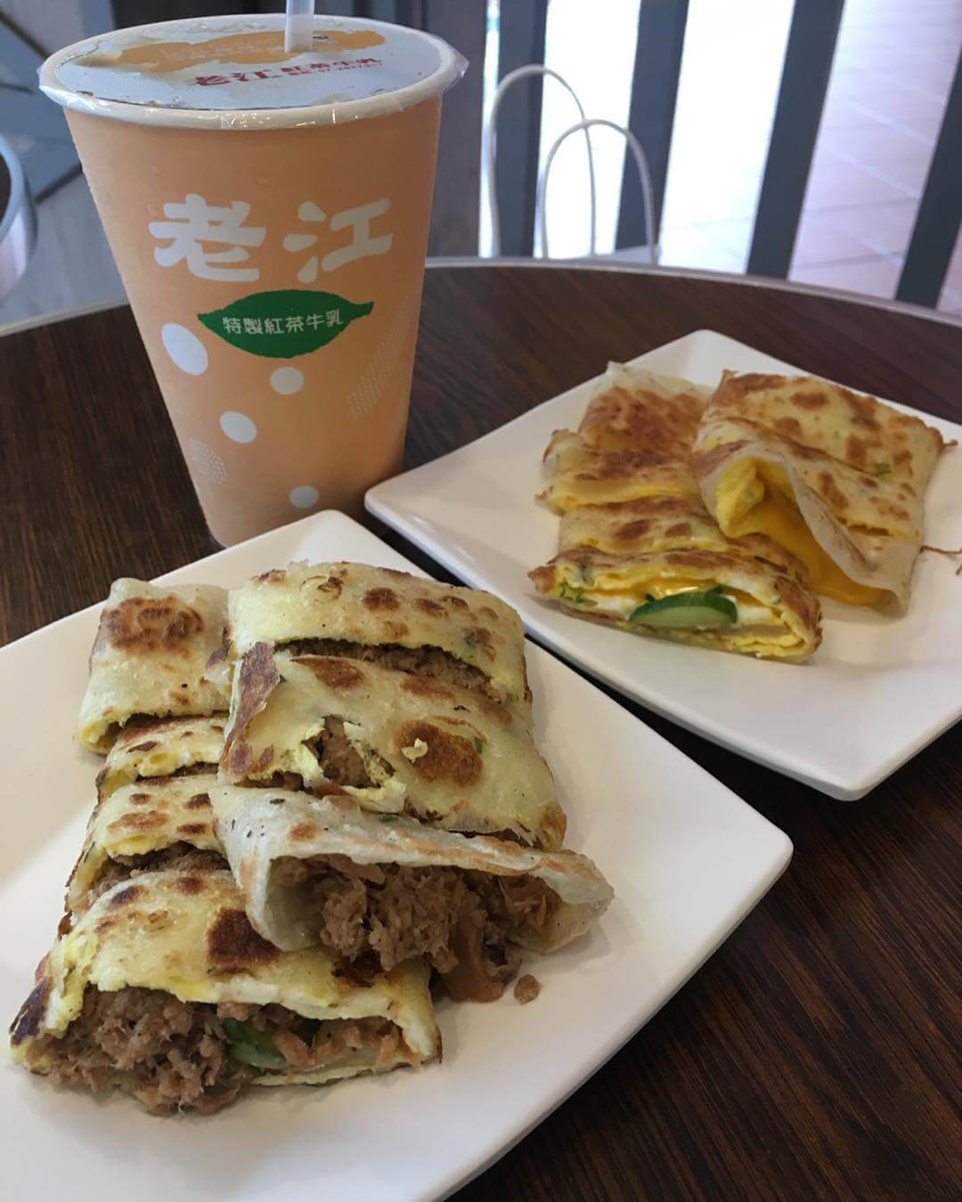 高雄宵夜|港式點心、鴨血吃到飽!盤點高雄巨蛋周邊美食,下次演唱會散場就吃這家 高雄巨蛋周邊宵夜推薦6選