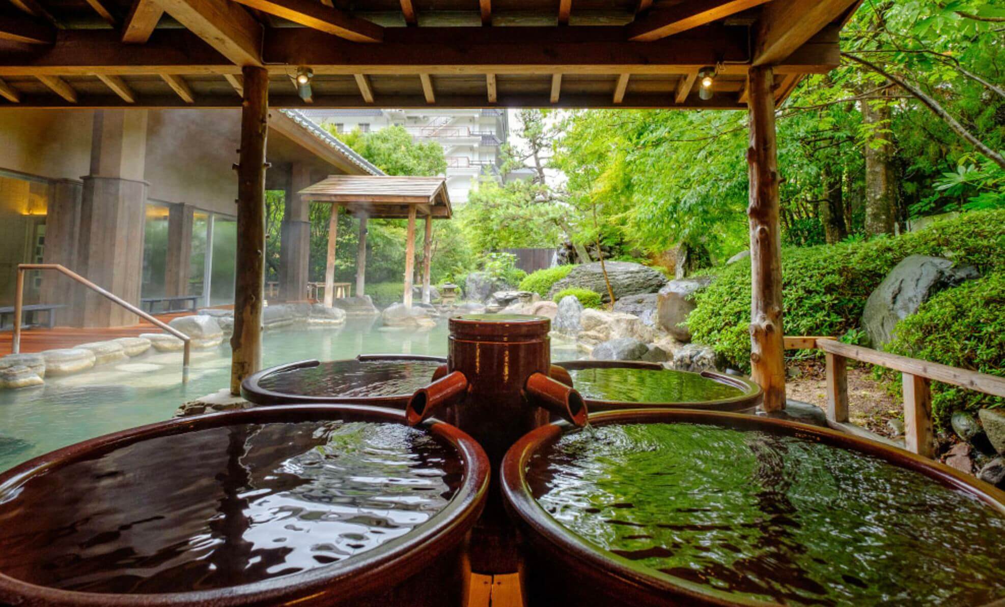 日本住宿|開箱鳥取必住「三朝館」!千坪日式風呂享雪見溫泉,再大嗑松葉蟹