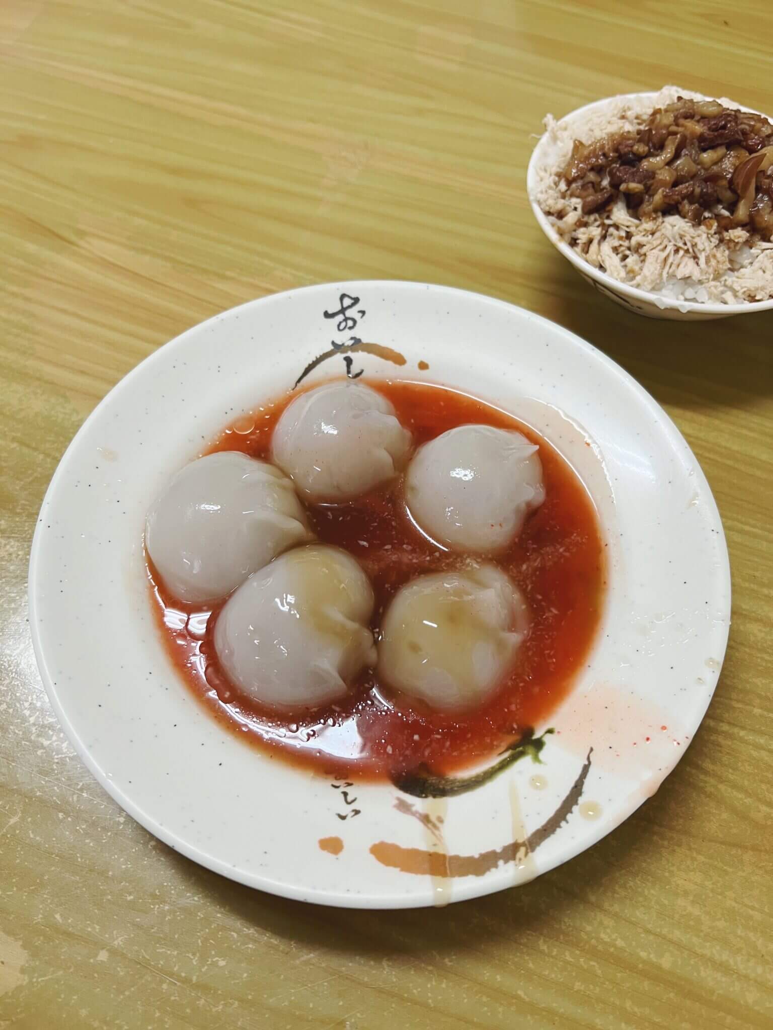 一口小肉圓