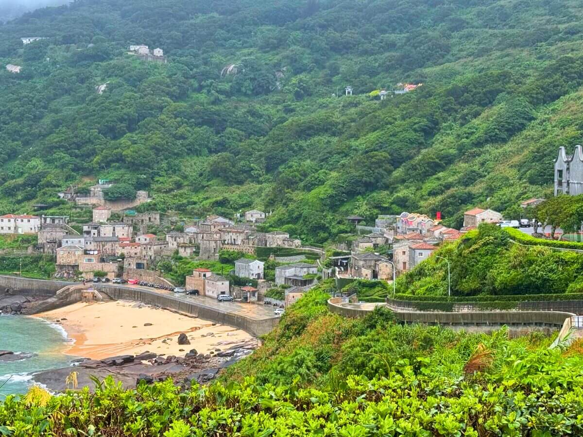 馬祖景點|網路爆紅景點TOP5~鹿島漫步、石屋秘境、歷史與美景的結合! 馬祖景點|網路爆紅景點TOP5:鹿島漫步、石屋秘境、歷史與美景的結合!