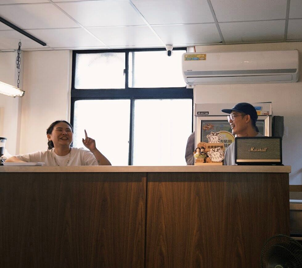 中壢咖啡廳｜咖啡配滷味！走進賣控肉飯的咖啡廳「純然餐飲部」，一嚐令人安心的家常味道