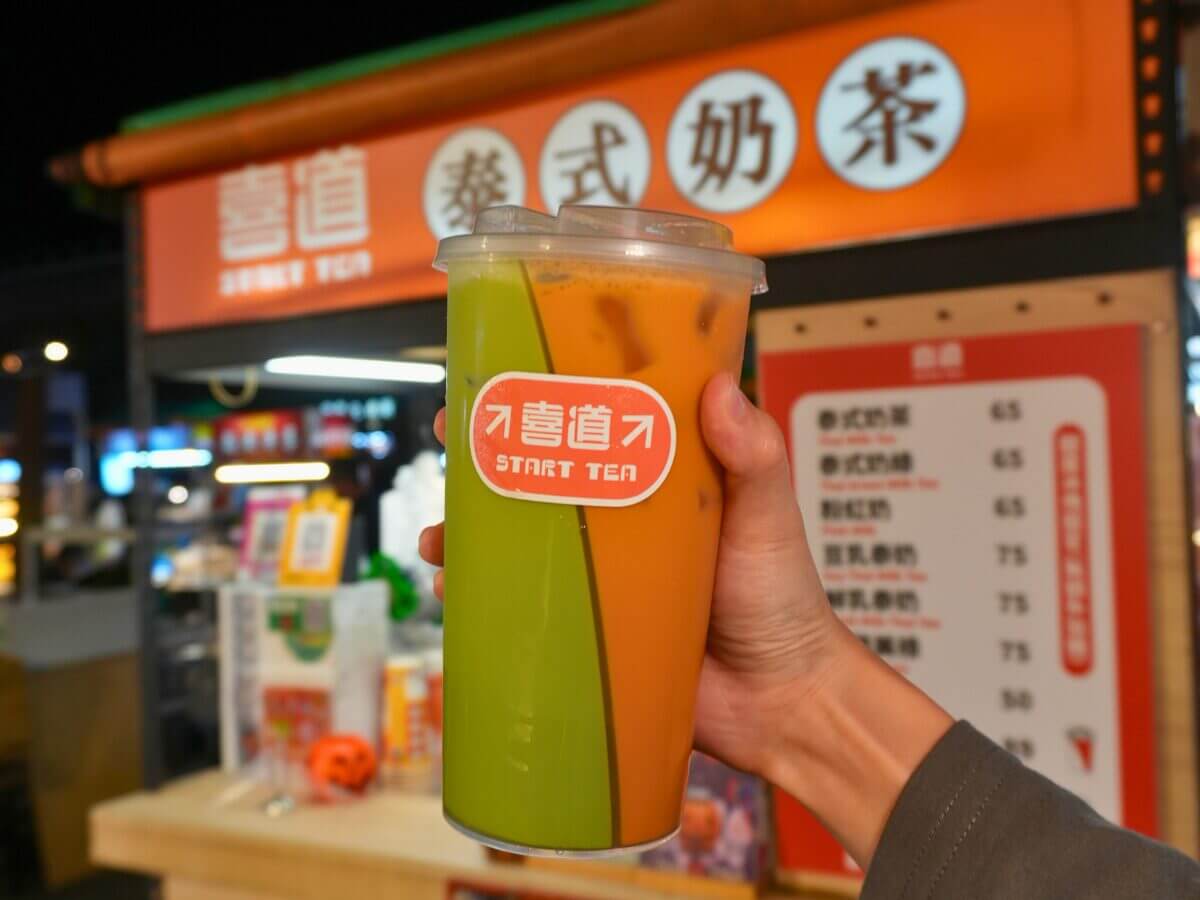 台中美食｜大慶夜市500元吃透透！6攤在地美食一次收：蚵仔飽、肉夾饃、泰奶、現烤布蕾通通有