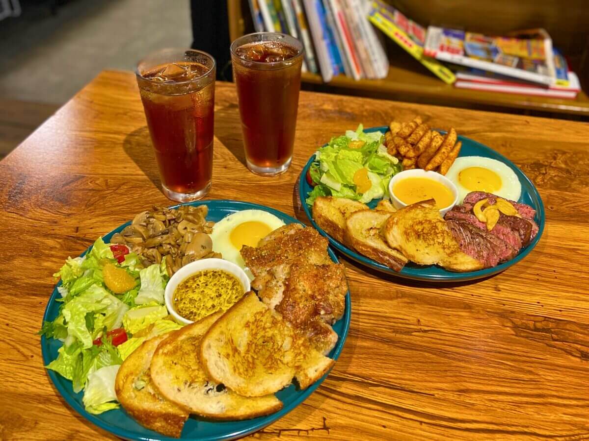 台北一日遊｜士林賞菊一日遊攻略！從早午餐、賞花到夜市美食的完美行程！