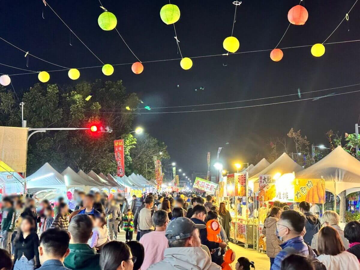 2026全台年貨大街|北中南東走春必逛市集一次看,營業時間、地點、亮點攻略 2026全台年貨大街懶人包|北中南東走春必逛市集一次看!時間、地點、亮點整理