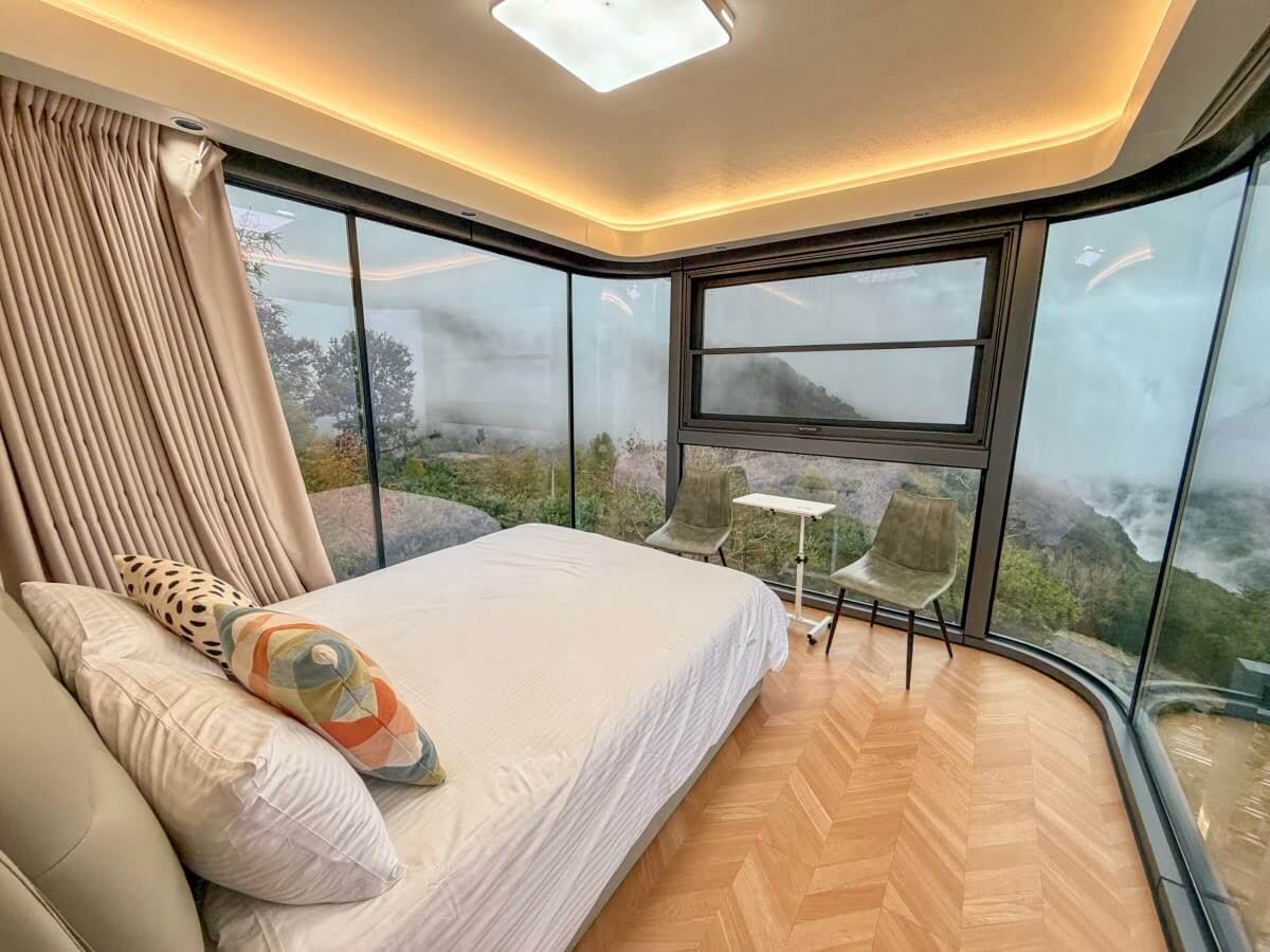 太空艙露營推薦 嚴選全台6間超夢幻「太空艙露營」 免搭帳即享受飯店級野奢體驗 太空艙露營 數碼天空景觀餐廳