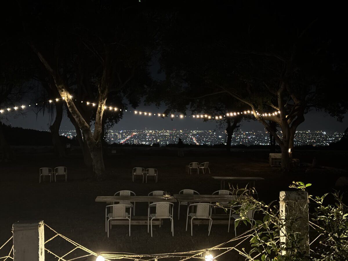 台中美食攻略|連假避開人潮,火雞肉飯、泰式料理、夜景咖啡一路吃!