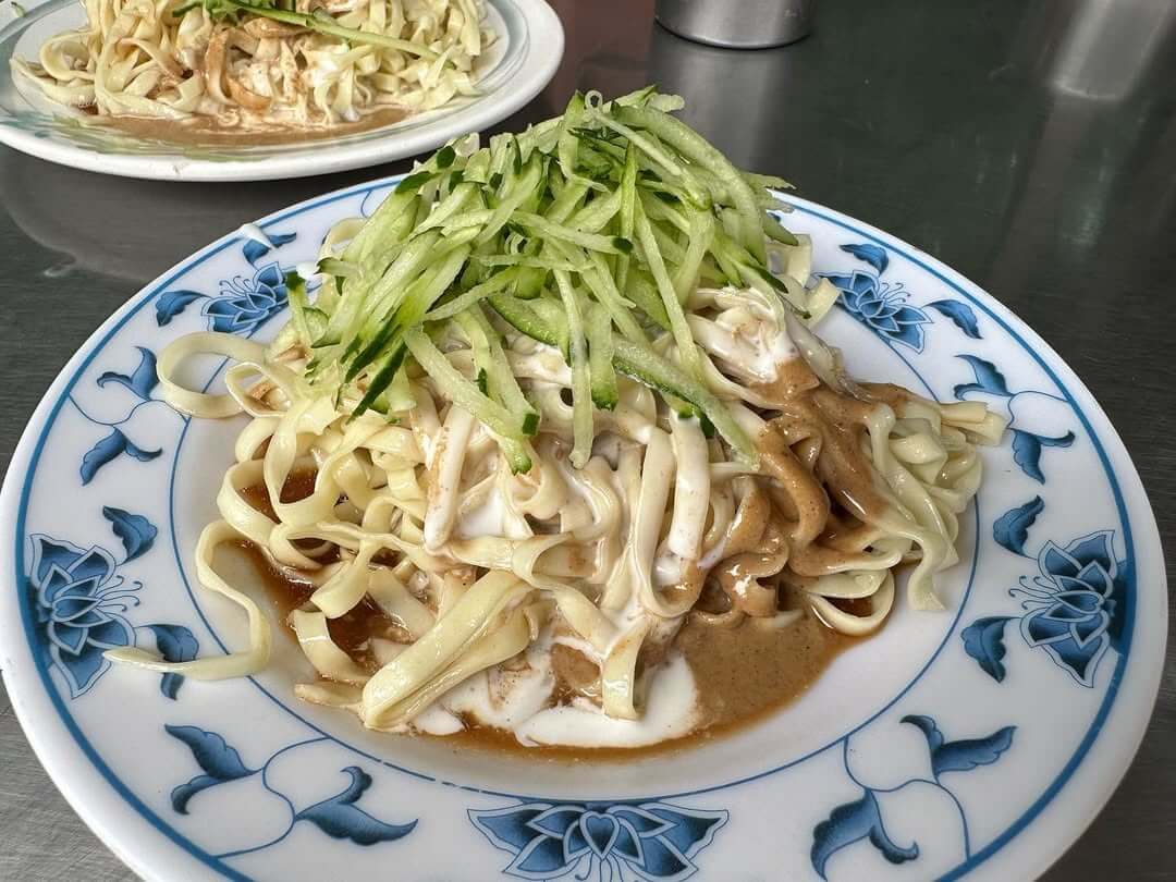 嘉義涼麵推薦｜在地人都吃哪間 ? 白醋＋美乃滋超涮嘴！8間必吃名店一次收藏